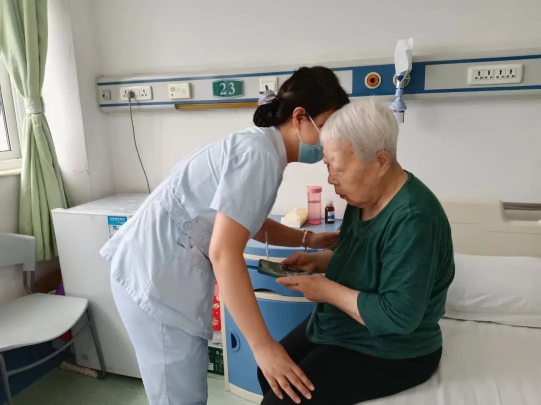 一间温暖的小店遇见温暖的你们,遇到温暖的人传递温暖