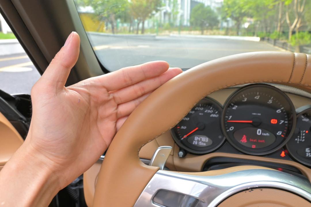 30万可以买哪些二手保时捷车型,保时捷敞篷车二手