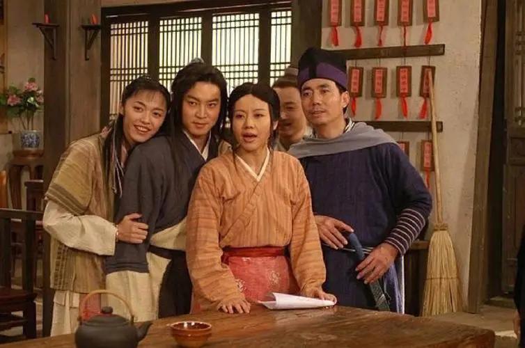 液晶电视价格下跌吗,液晶电视价格变动