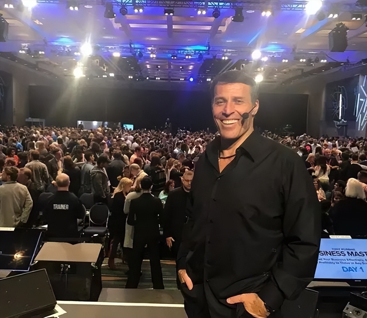 陈安之月入百万,108万元拜师陈安之成为其终极弟子