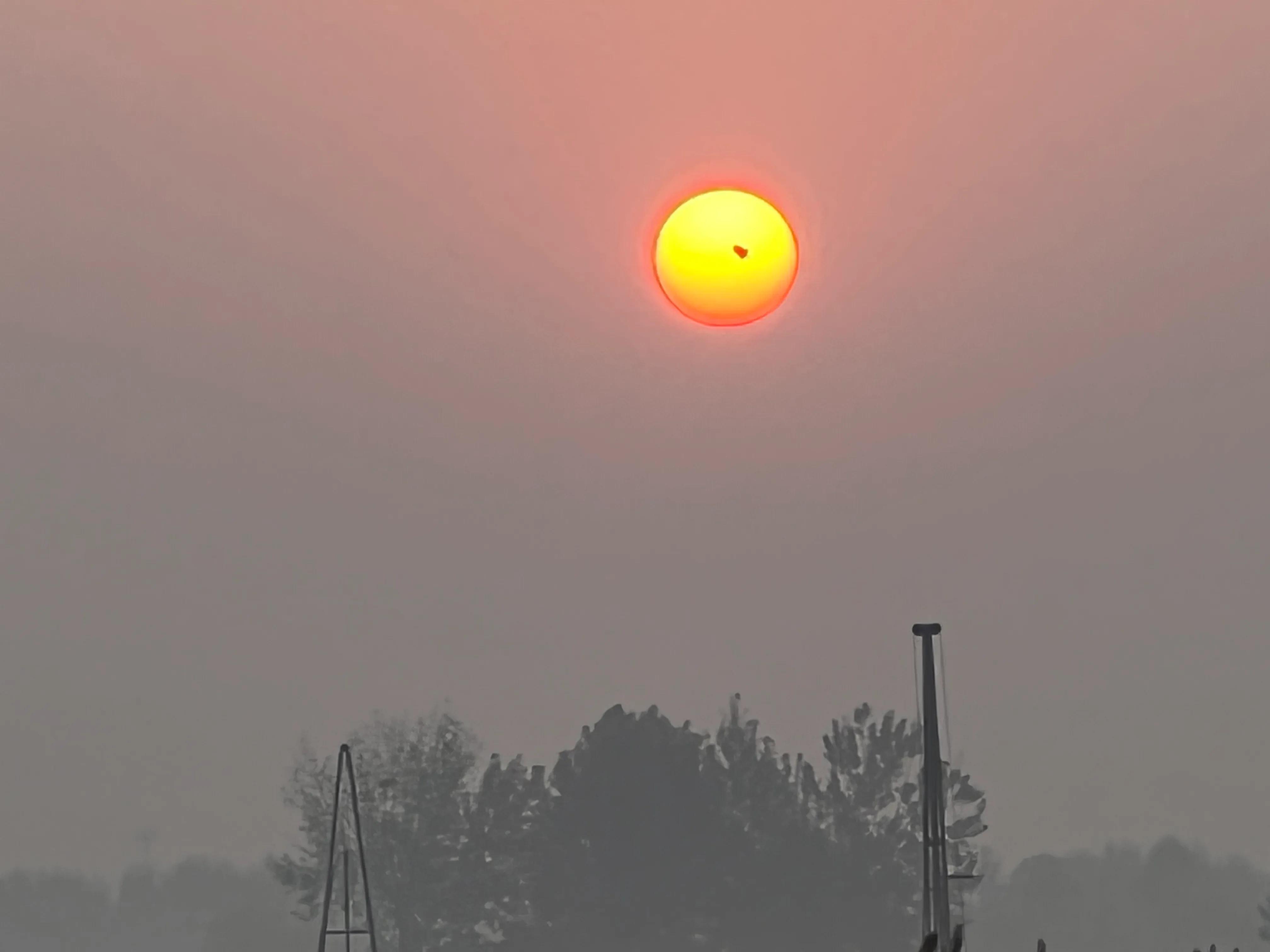 没钱上大学向舅舅借钱,上大学没钱交学费该怎么办