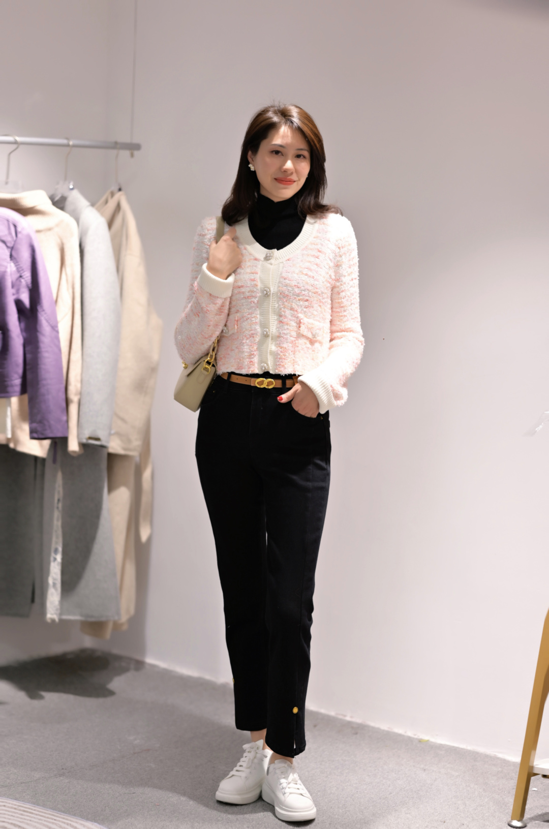 100个职业场合时尚穿搭（13）：参加资格证考试，我要穿什么?