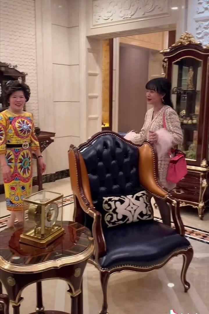 鲍鱼家姐的豪宅有多大,鲍鱼家姐是cici的亲姐吗