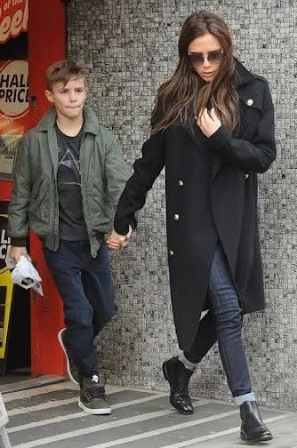 为什么有品位的人都在实体店买鞋,为什么有品位的人要看鞋