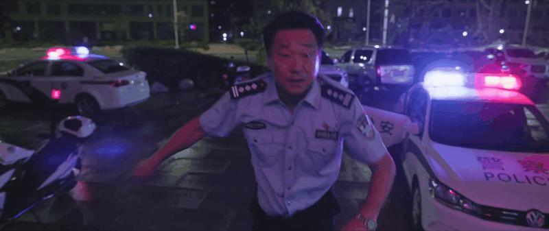 赵丽颖雷佳音白玉兰霸气片段,赵丽颖插兜名场面