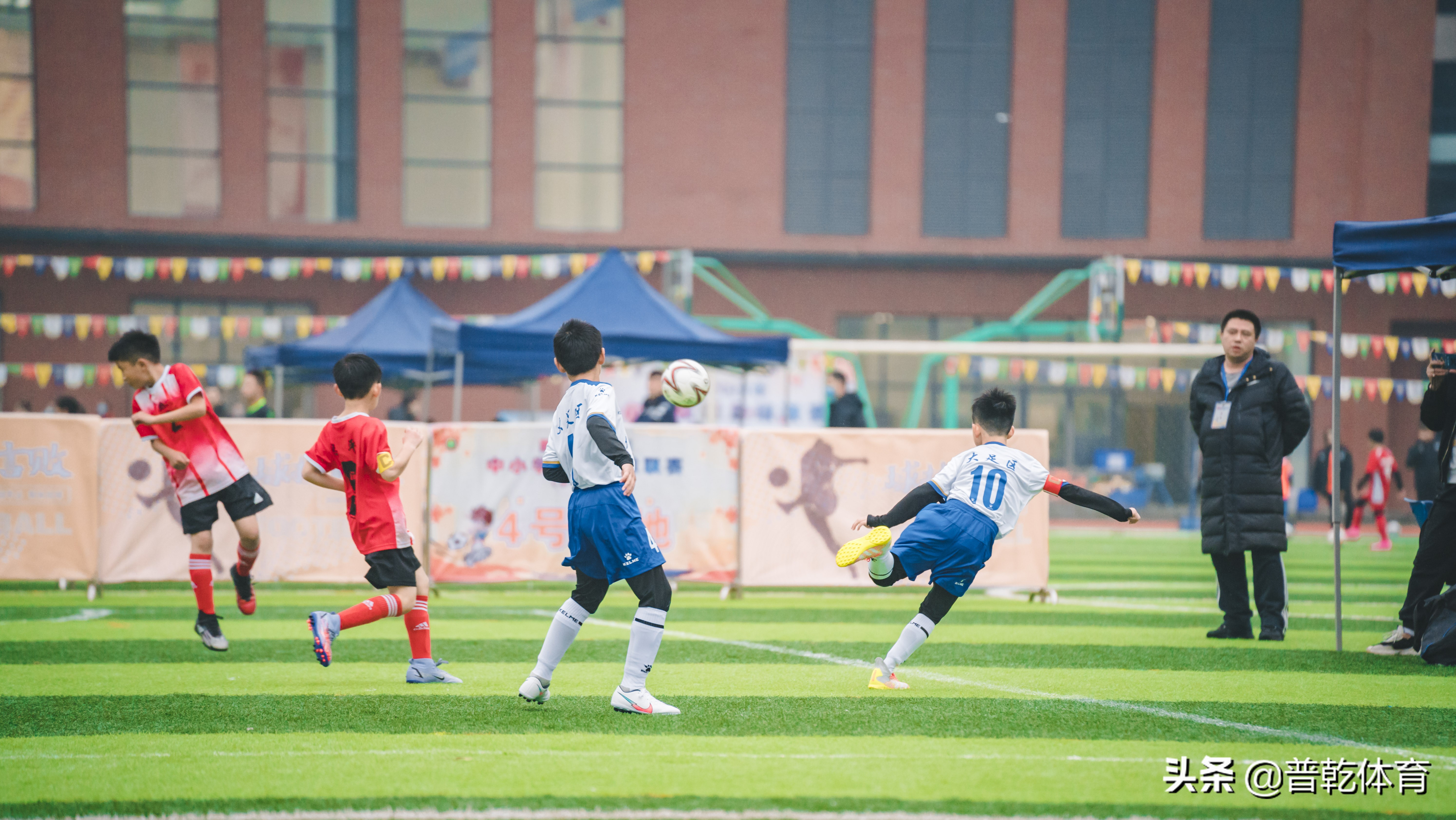 足球比赛集锦校园足球,世界足球日的比赛