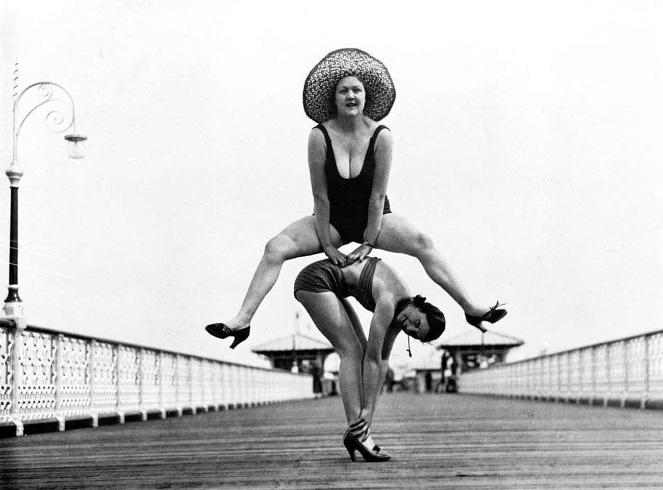 20世纪泳衣老照片,泳衣变化老照片