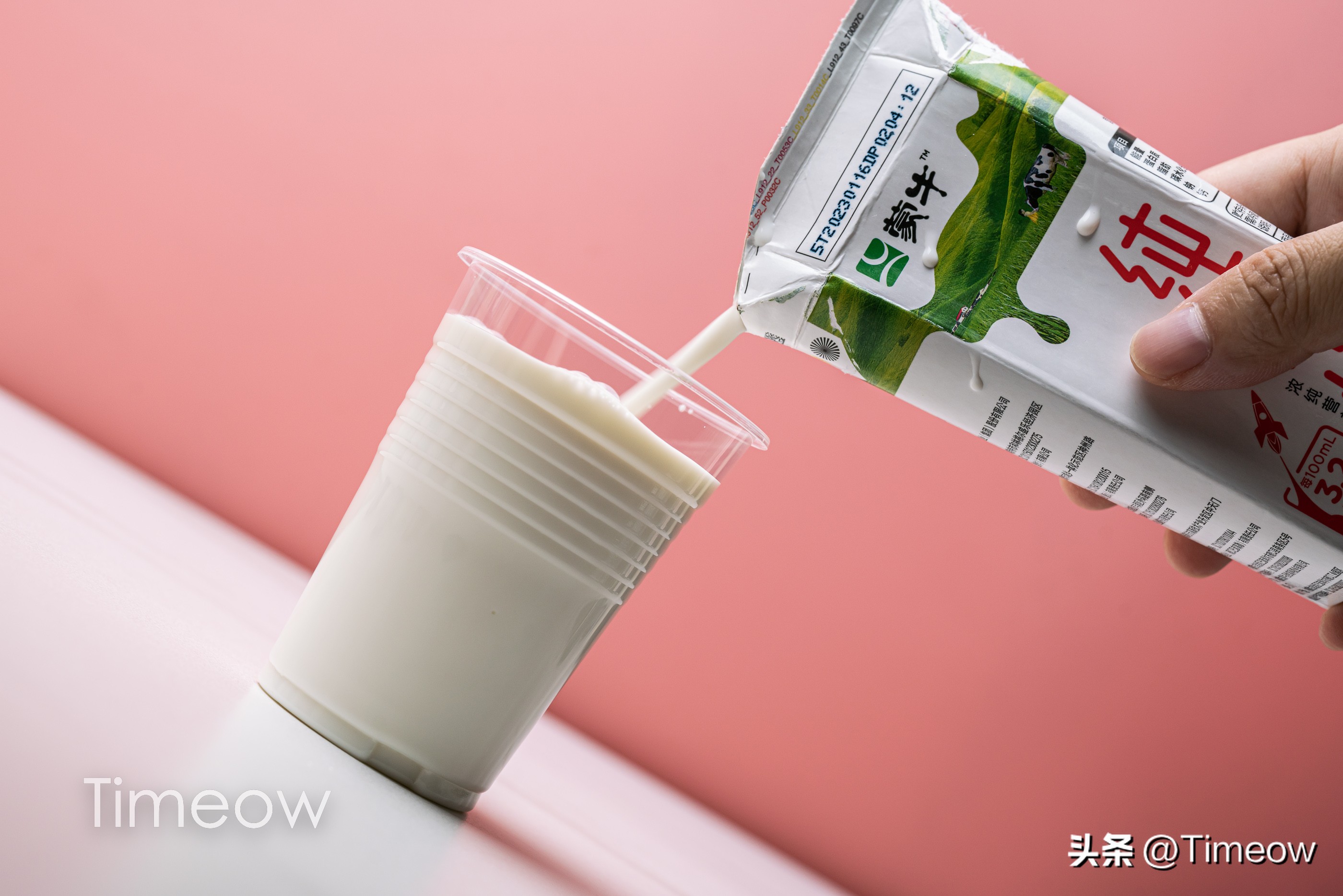 给孩子选择纯牛奶该如何选择,对孩子来说选择什么纯牛奶比较好