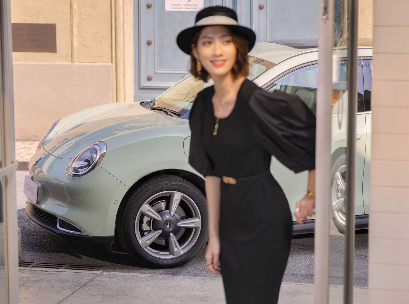 哪吒u和欧拉好猫哪个更值得入手,好猫欧拉和哪吒u相比怎么样