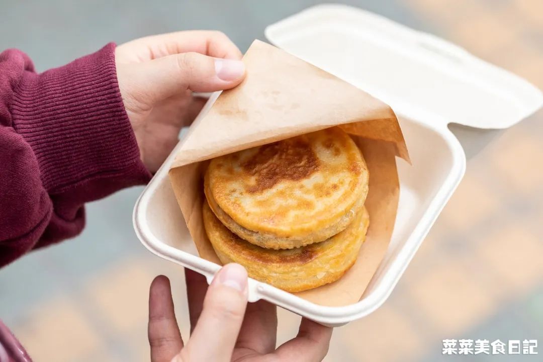 30年过去了，看到它还是挪不动脚！一口香酥好满足