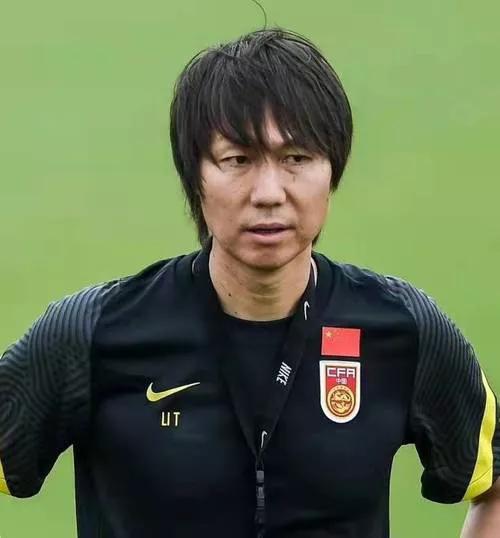 李铁故意刁难归化球员被洛国富实锤了