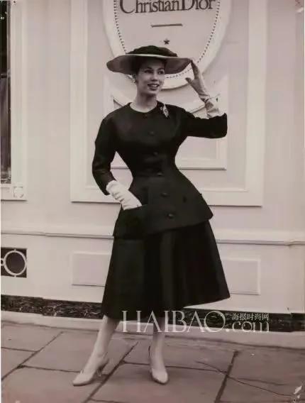 dior鏈嶈鍚勪釜鏃舵湡椋庢牸鐗瑰緛婕斿彉,dior50骞翠唬鏈嶈鐗硅壊