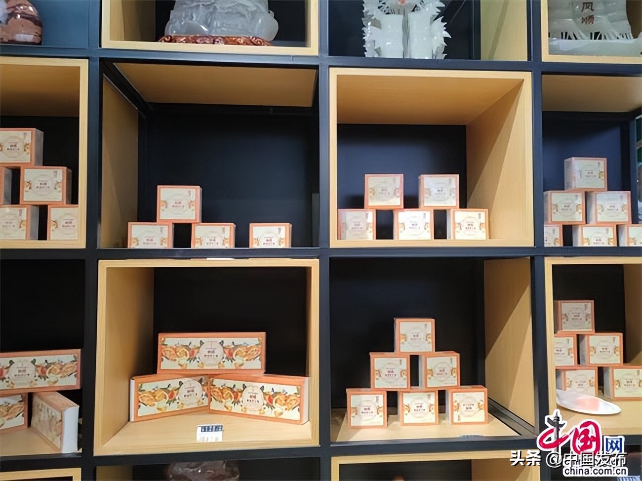 「发现最美你评我论」小柑橘“变身”大产业助力湖北三峡库区移民致富