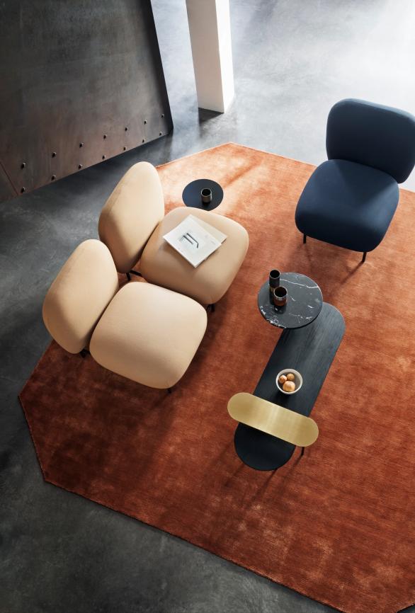 沙发选比较小客厅会显得比较大吗,不设限就拥有无限可能