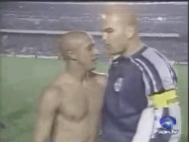 守门员评价卡洛斯任意球,卡洛斯逆天任意球守门员