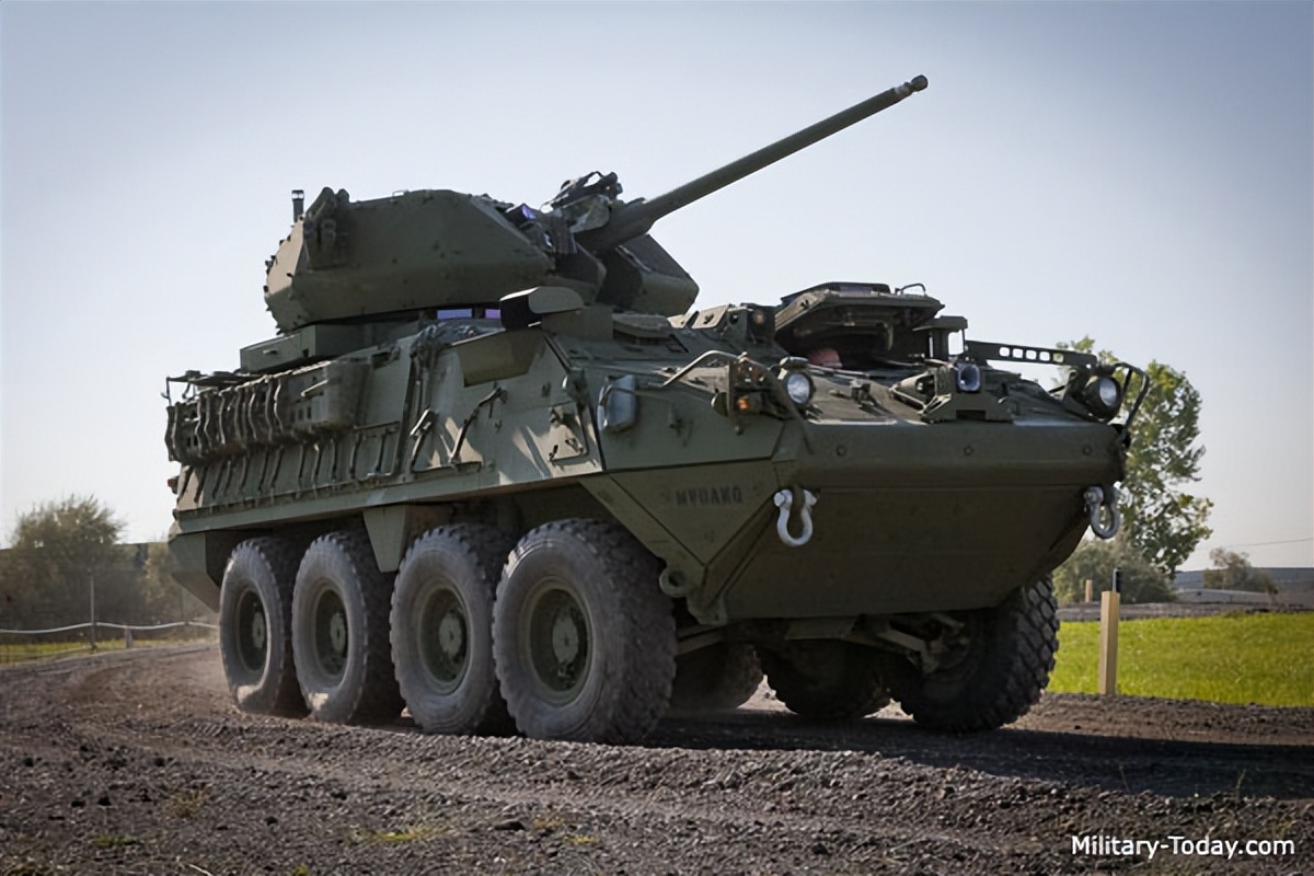 世界现役装甲运兵车图片大全,中国装甲运兵车排名