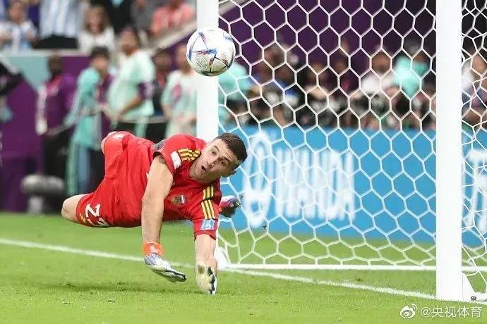 阿根廷点球淘汰荷兰后嘲讽图,阿根廷点球大战淘汰荷兰晋级四强