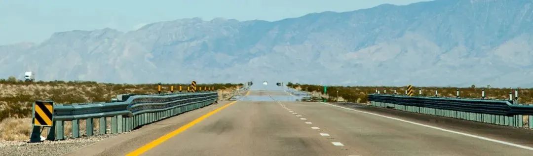 杭州西湖古塔全景,杭州西湖倒影雷峰塔