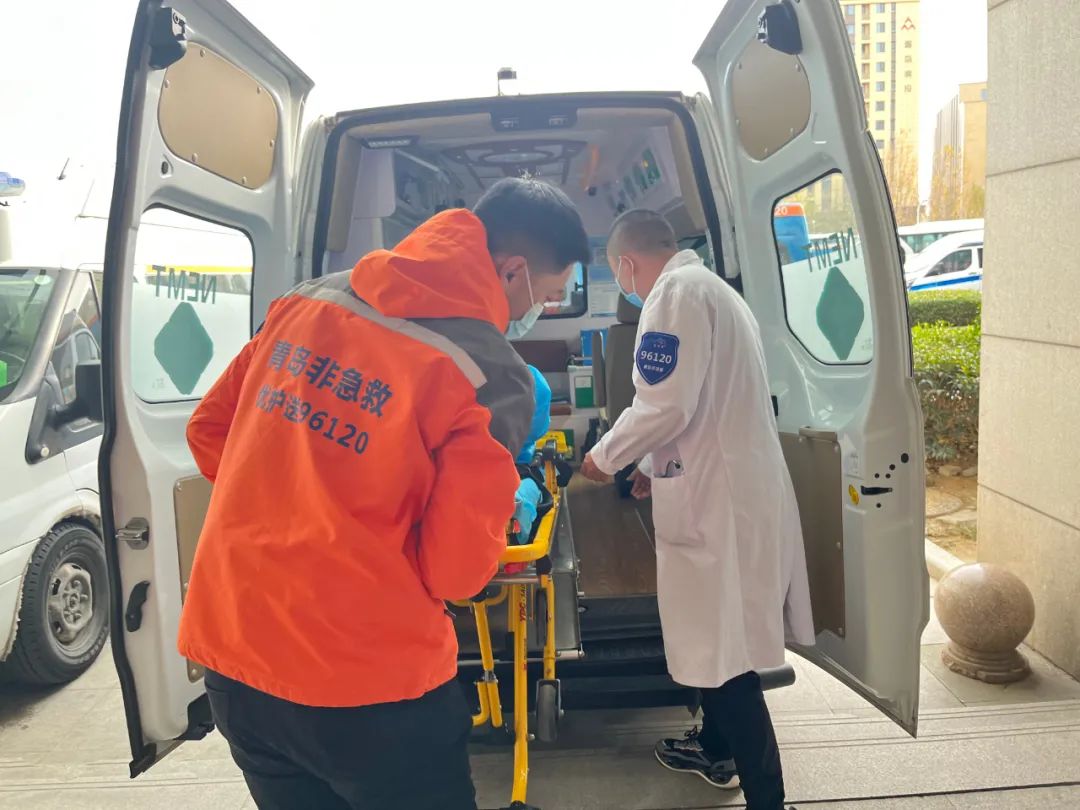 转院120急救车,120救护车转院转运回家联系电话