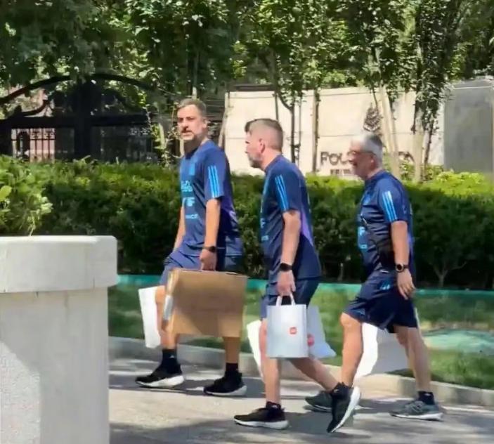 小米旗下的最强手机,小米手机重回全球前三中国第一