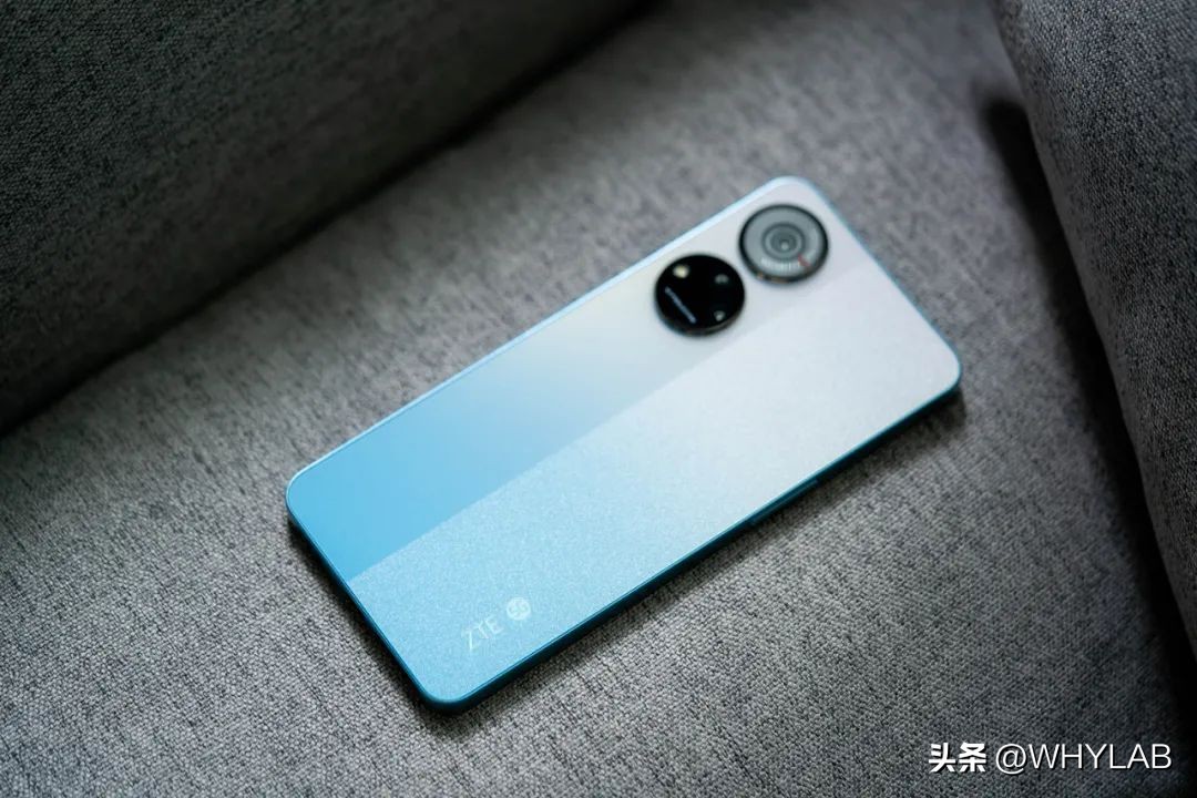 涓叴杩滆埅40,涓叴杩滆埅40pro+