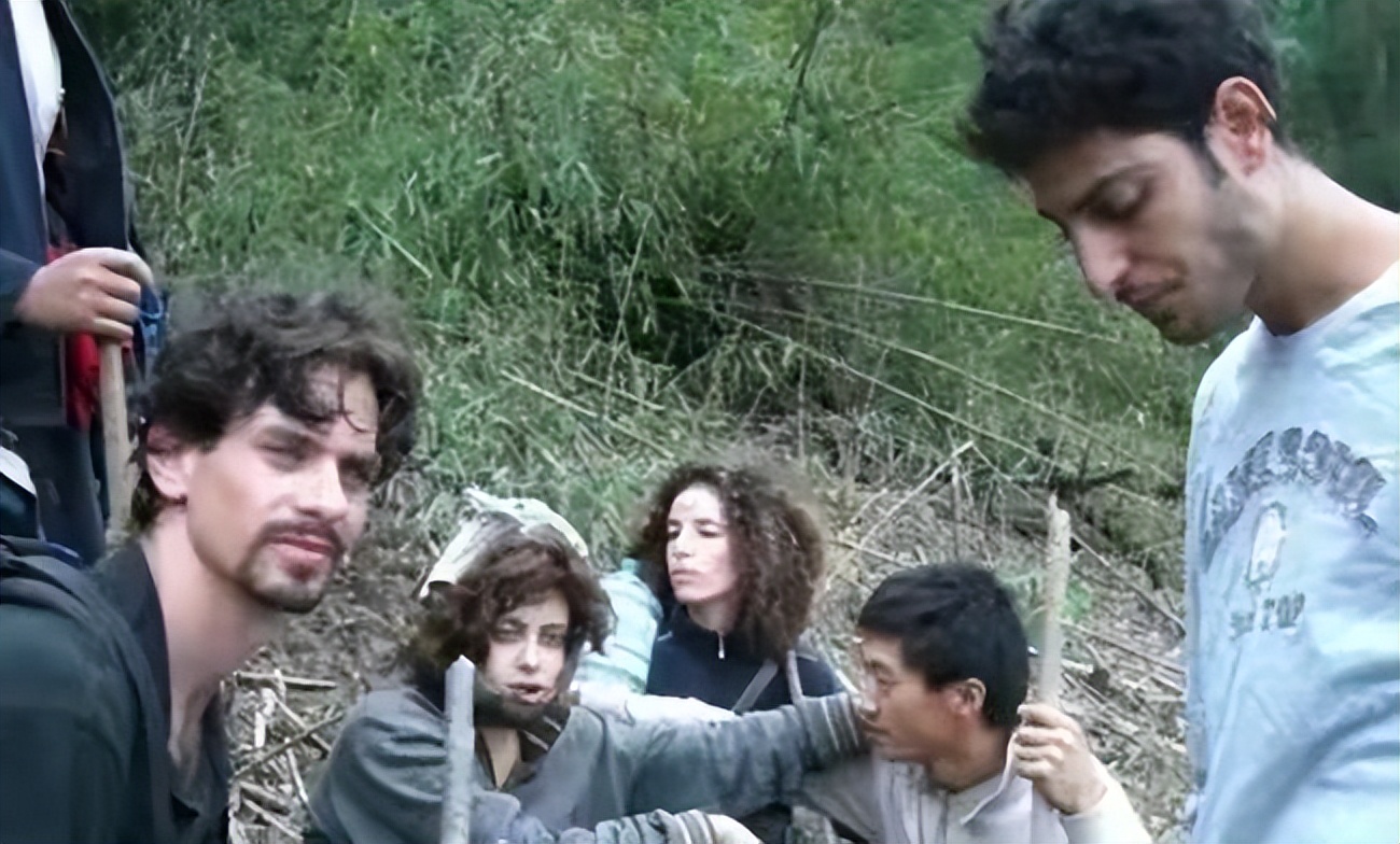 汶川地震中国男孩救以色列女孩,汶川地震以色列姑娘如今见到恩人