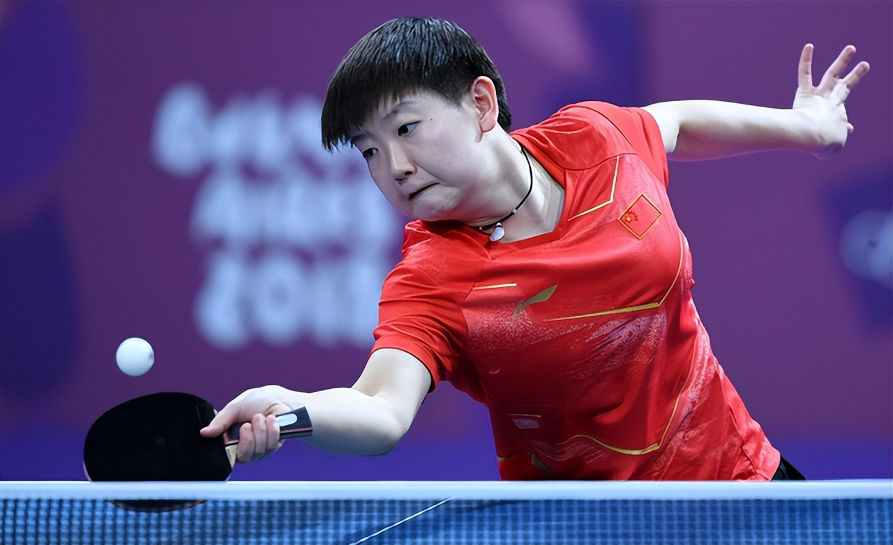 孙颖莎教练邱贻可评价孙颖莎,邱贻可孙颖莎初次见面