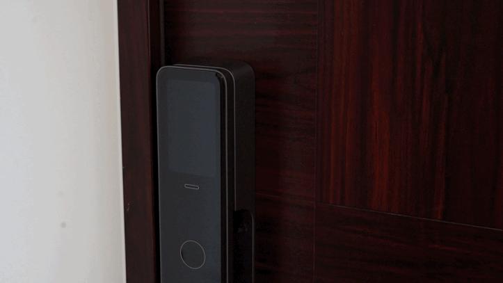 普通门不用换锁体的智能锁,霸王锁体的门能换普通智能门锁吗