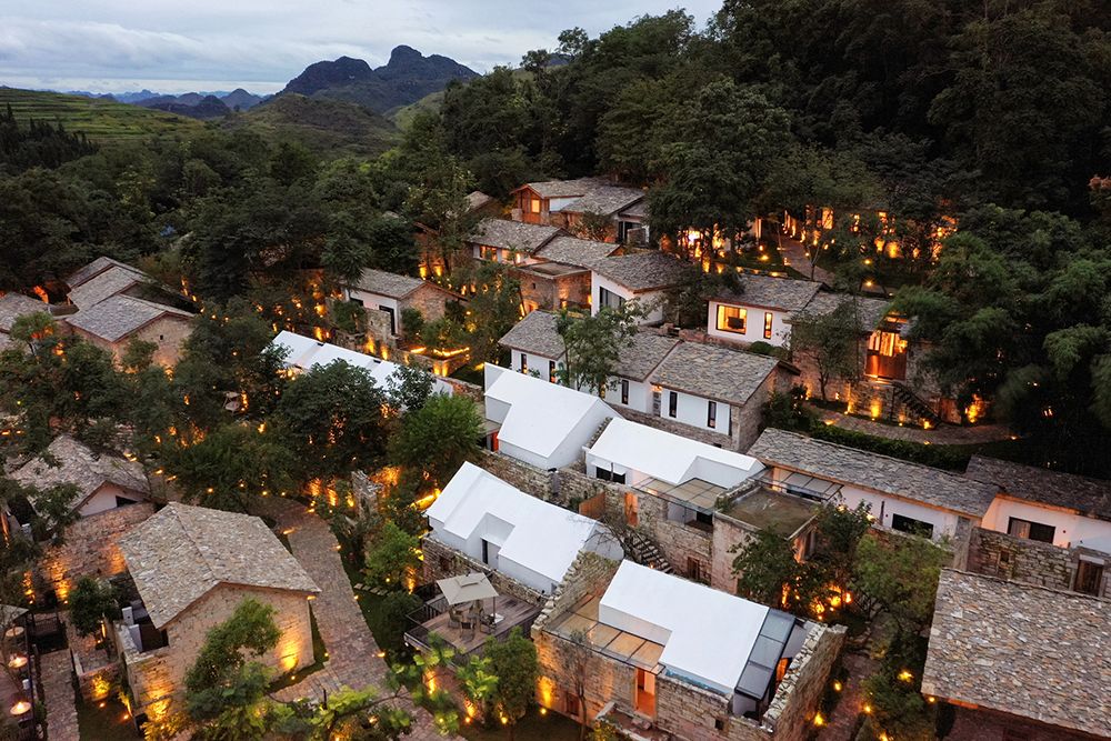 传统景区升级：安顺黄果树，从“观光目的地”到“度假目的地”