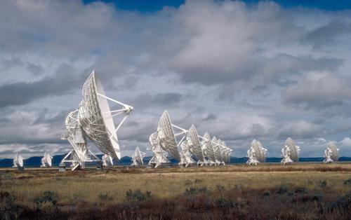 德纳：反驳举着科学旗号为美国及马斯克辩护的行径，看清星链本质