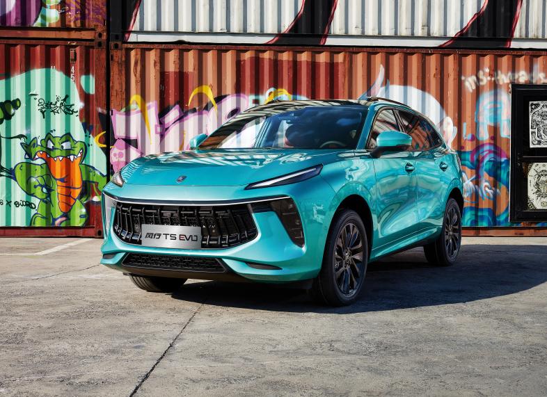 东风风行t5手动和哈弗h6哪个好,车主入手风行t5的感受