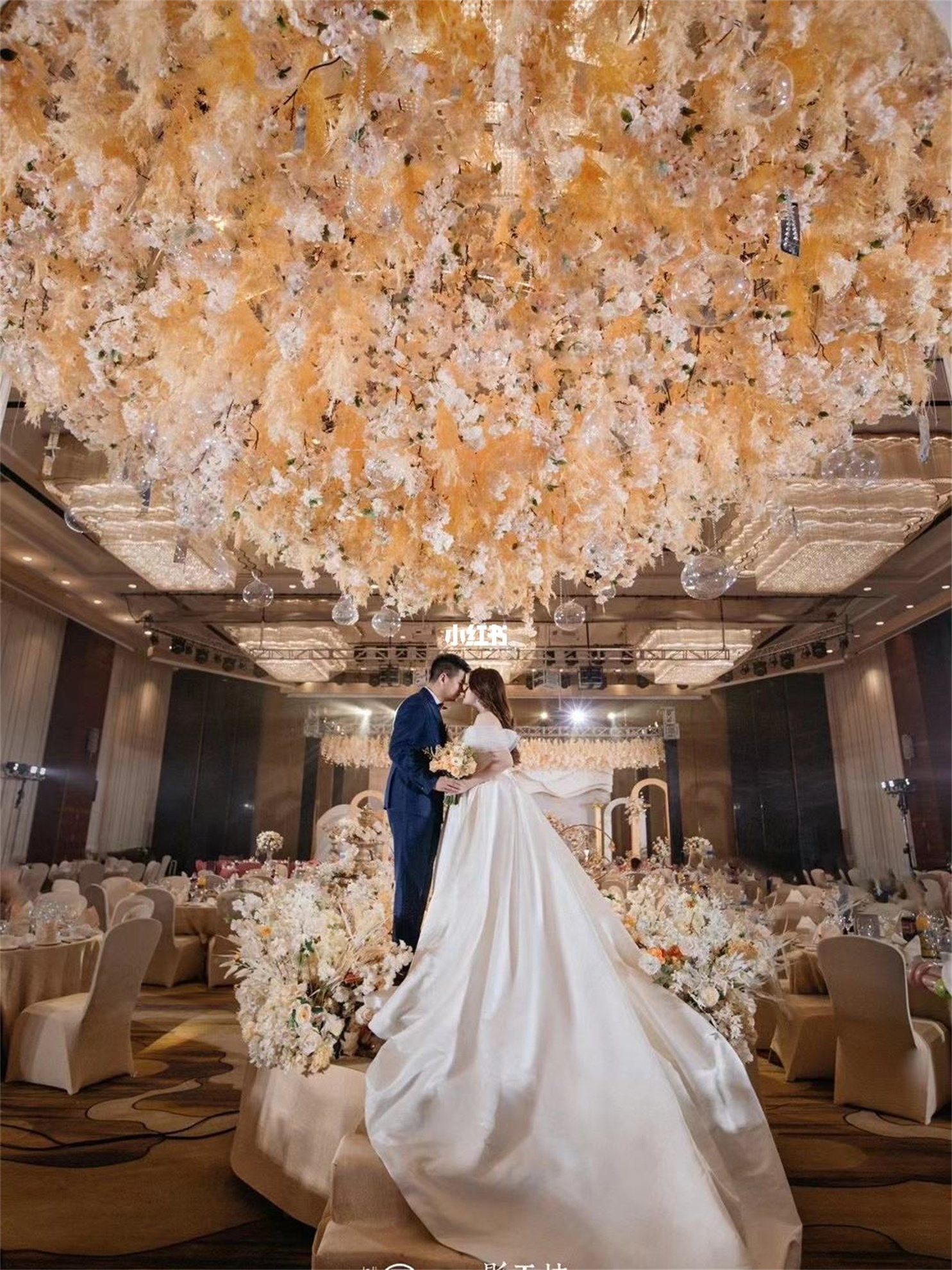 备婚攻略婚礼就一次头纱需谨慎,备婚攻略婚礼中必备的仪态细节