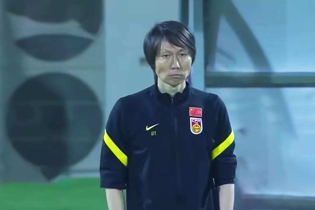 足球教练李铁现状,李铁生意版图