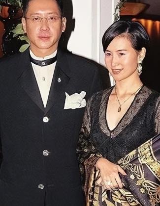 何超琼许晋亨门当户对,陈百强与何超琼门当户对