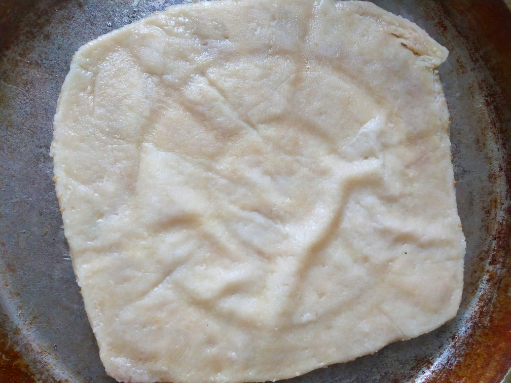 千层饼怎么做才好吃?原来和面有技巧,做对了外黄里暄,酥软油润