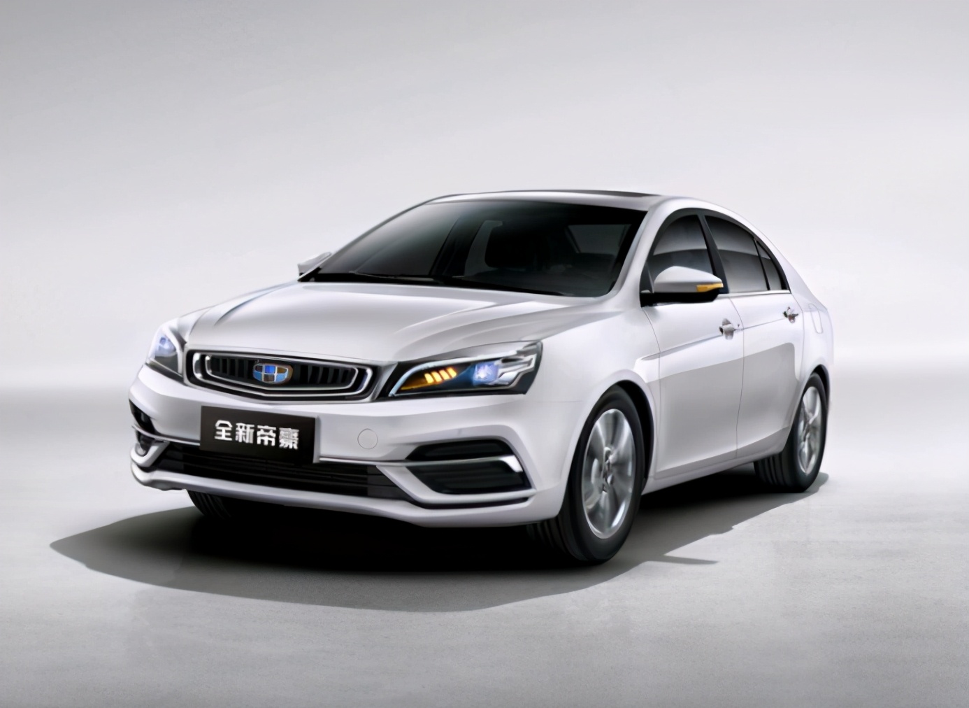 综合油耗比较低的几款车推荐,想买国产车什么车最好