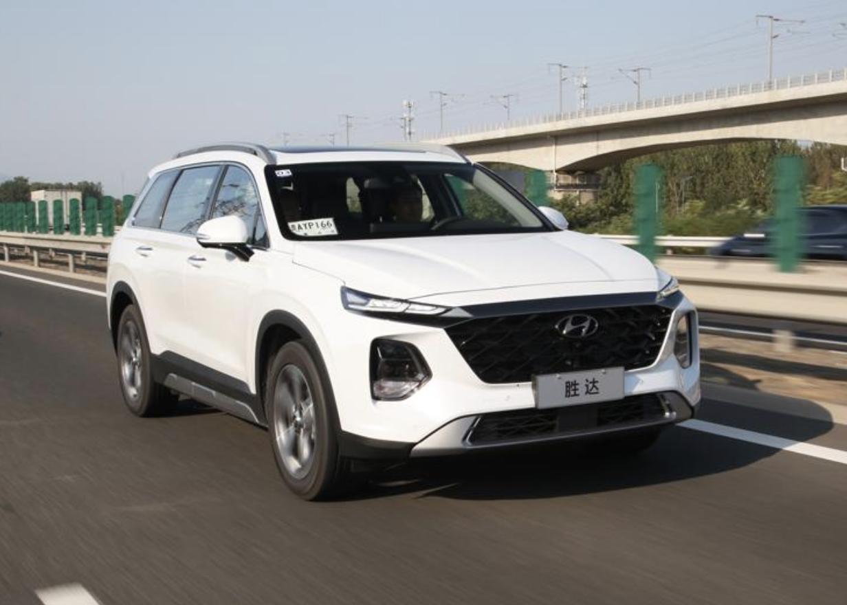 新胜达降价了多少,新胜达改中控大屏