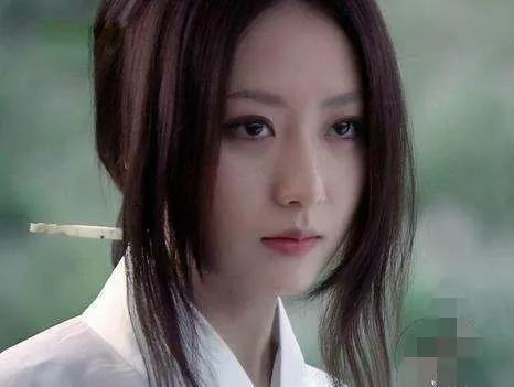 不算特别惊艳却能红的五位女星,长相妩媚却情史干净的五位女星