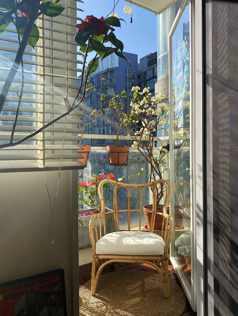 发现一户装修很精致的现代轻奢风,发现一位网友的家因装修风格走红