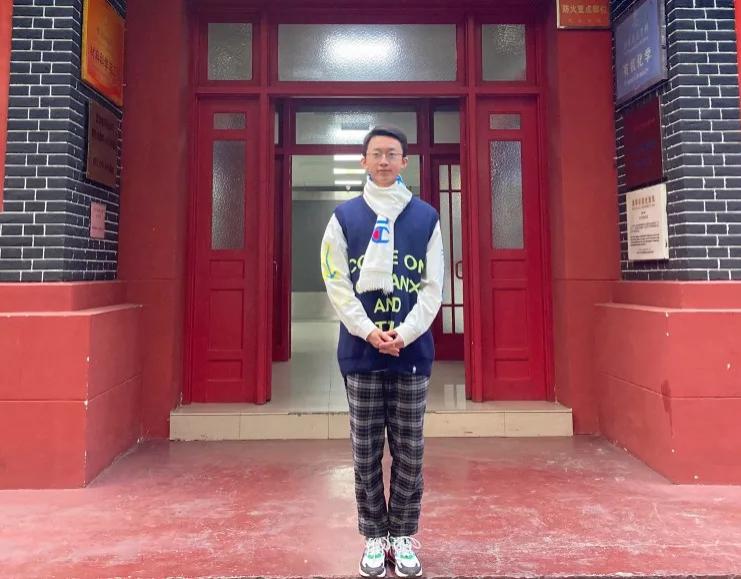 参与研发新冠药物、成为特种兵、直博清华……这8位青年“火了”，都来自四川大学！