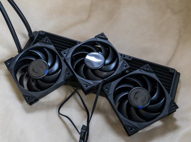 微星战神s360水冷和龙神二代,测试微星s360水冷