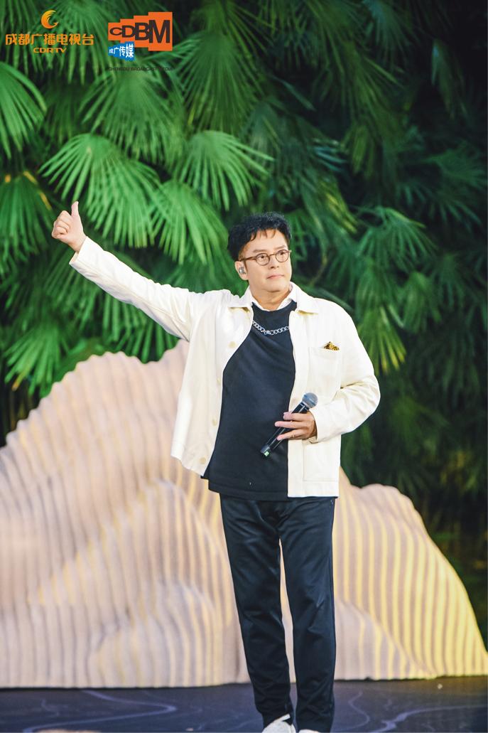 香港足球明星队vs中国足球明星队,足球中国香港明星队vs国际传奇队