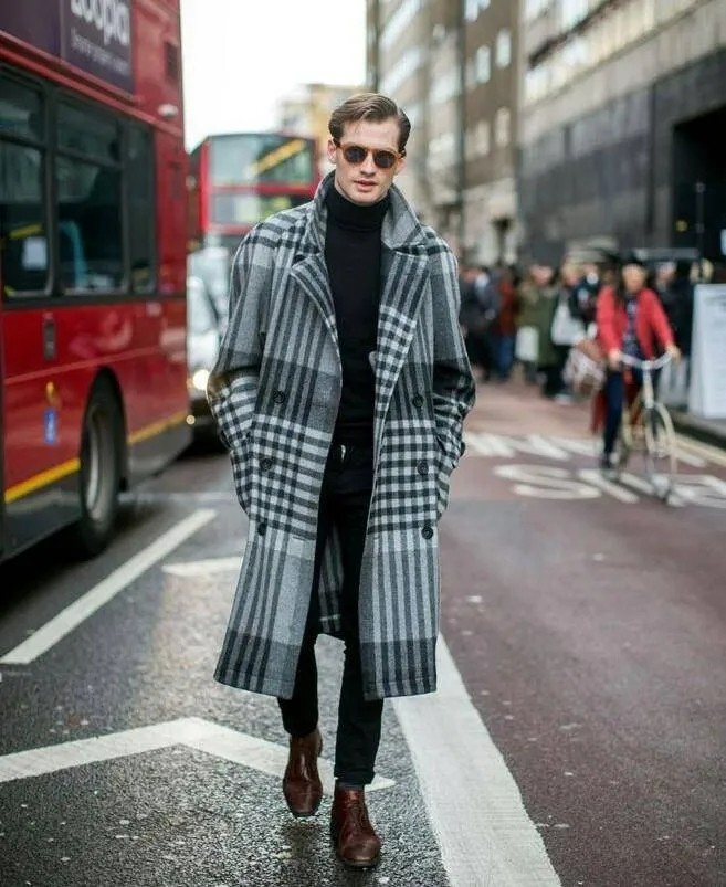 怎么把大衣穿出高级感,大衣穿搭技巧这样搭配越穿越年轻