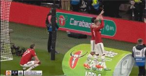 滕哈格曼联重建引援,曼联0-3滕哈格赛后采访