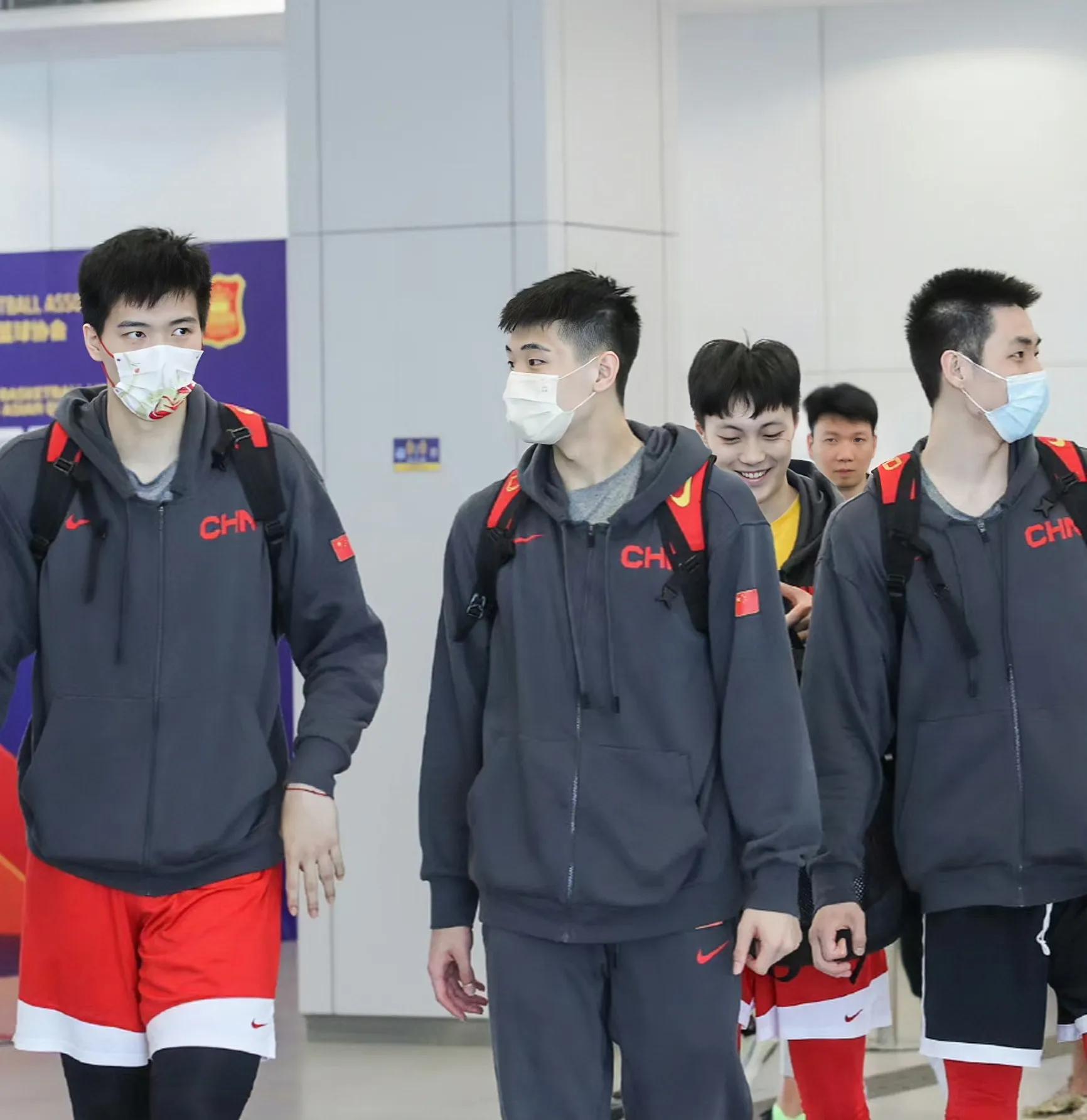 胡明轩徐杰双塔打辽宁,朱芳雨胡明轩双塔