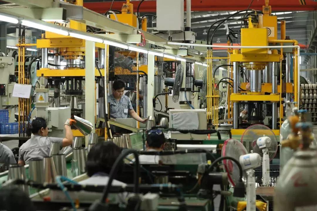 火爆全网的张同学家用的电饭锅，竟然产自湛江，你家肯定也有！