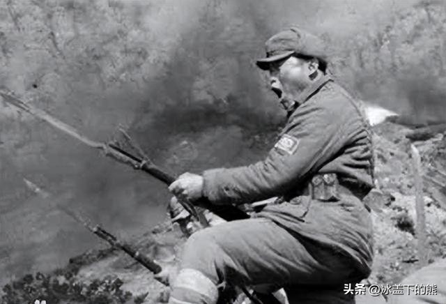 没有缴枪不杀，只有*刀刺**见红