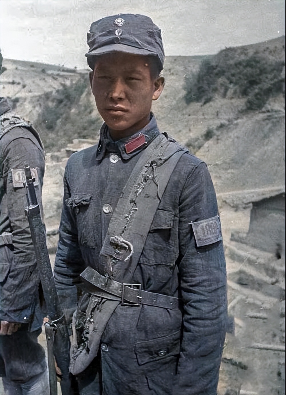 乡村人物传奇：三爷打了地主崽子后便加入八路军，成为抗日英雄！