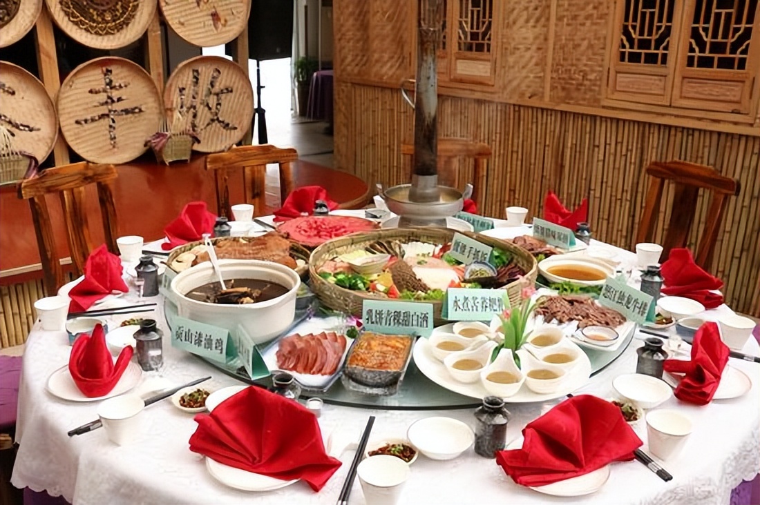 云南怒江六库美食,怒江泸水市美食推荐