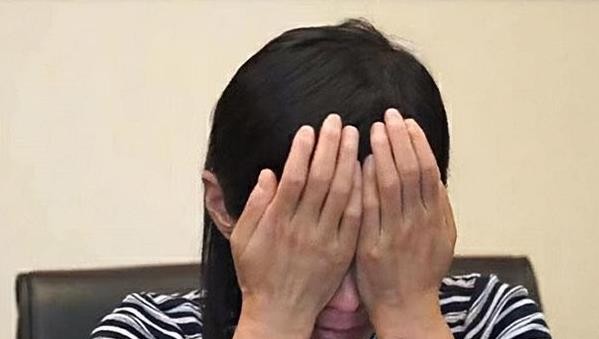 2020年上海交大女博士治癌需80万，丈夫跪地求离婚：求你放我一马